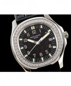 파텍필립 아쿠아넛 35mm-13 칼리버 5067A-001